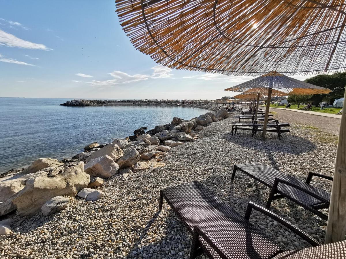 Aria Deluxe Superior 5 Star Apartment, Your Piece Of Heaven By The Sea & Park, With Sea & Park View Novigrad Istria Exterior foto